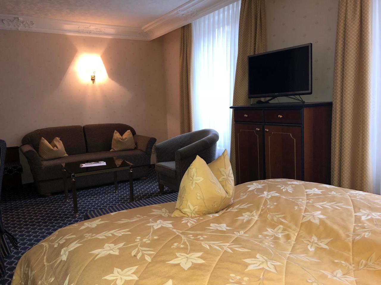 Mokni'S Palais Hotel & Spa Bad Wildbad Kültér fotó